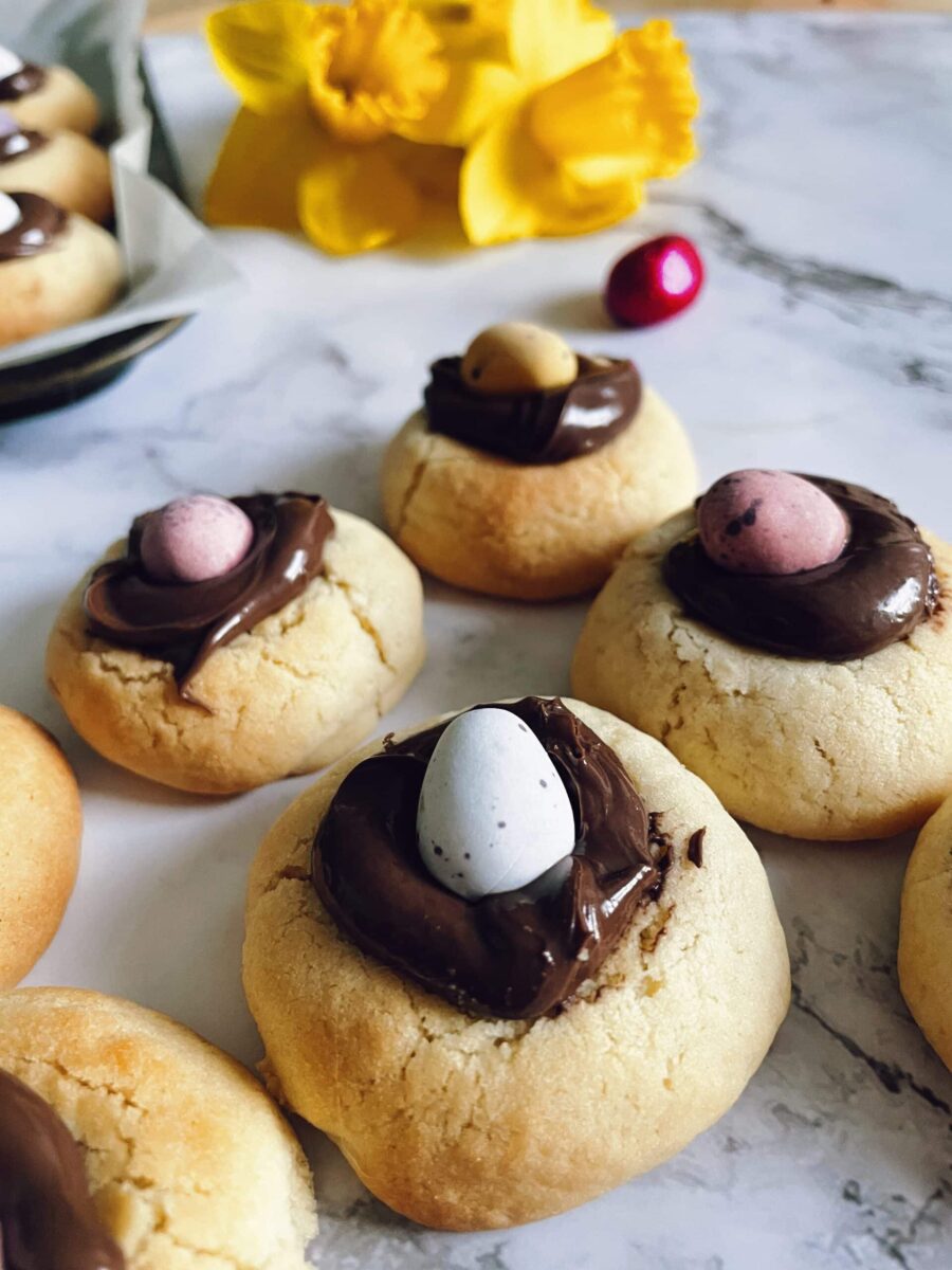 mini chocolate eggs