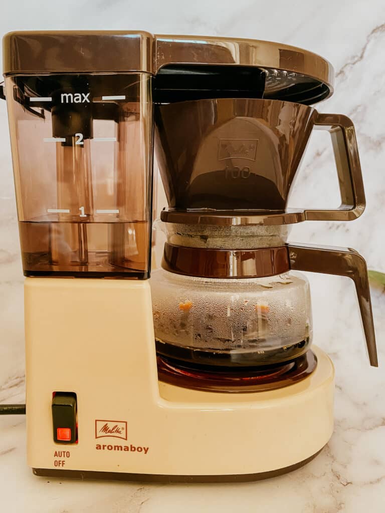 Coffee 101: Batch Brewing at Home 2 Aromaboy Batch Brewer Melitta