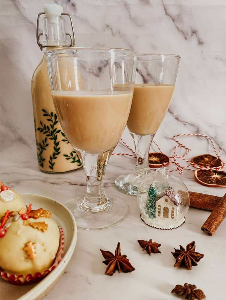 Spiced Vodka Cream Liqueur 1 spiced vodka cream liqueur