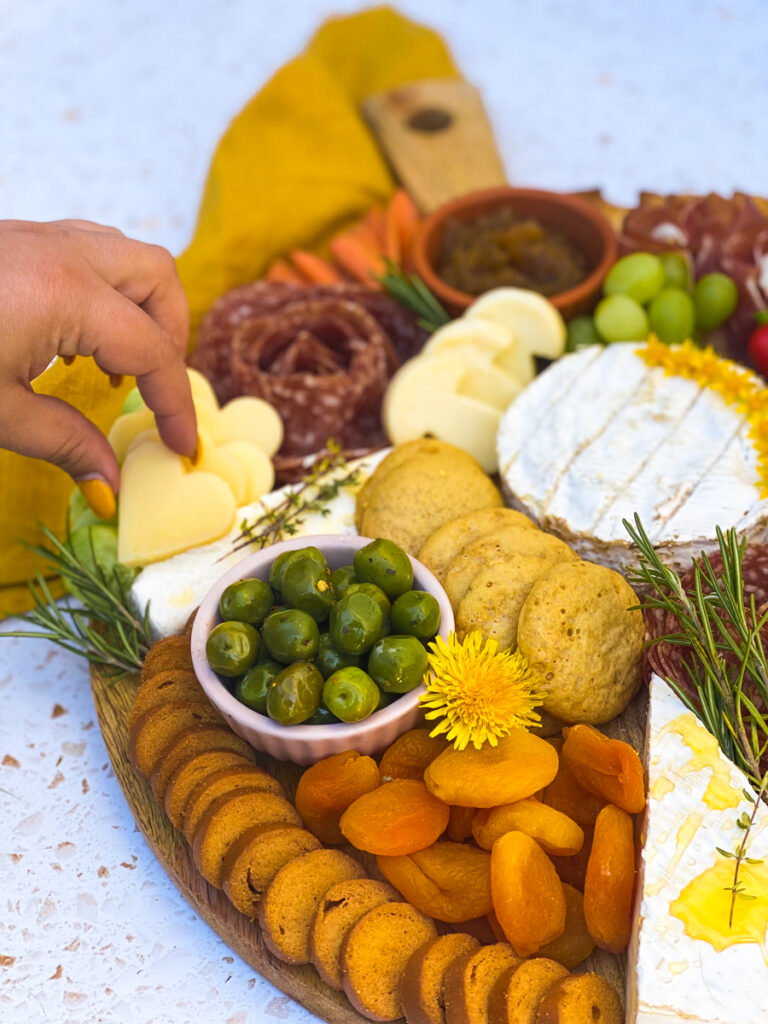 SPRING CHARCUTERIE BOARD 6