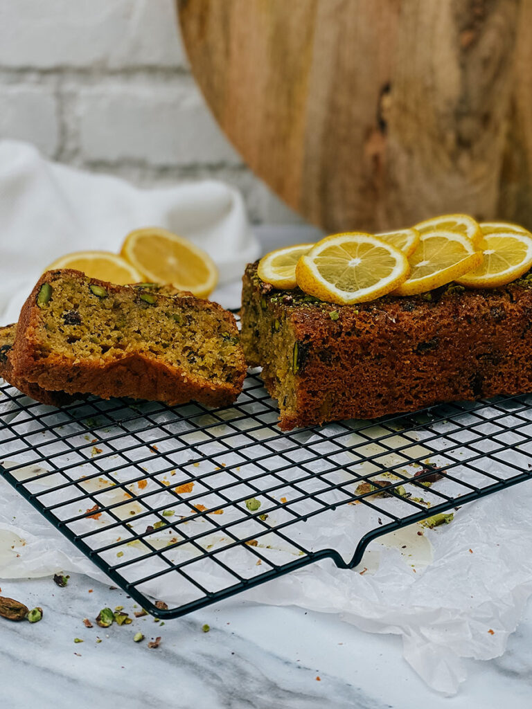 Delicious Pistachio Lemon Cake Recipe 4 lemon pistachio cake2