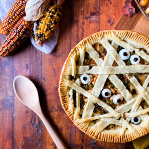 Easy Mummy pot Pie - Delicious Halloween Main Dish 5 halloween pot pie 1