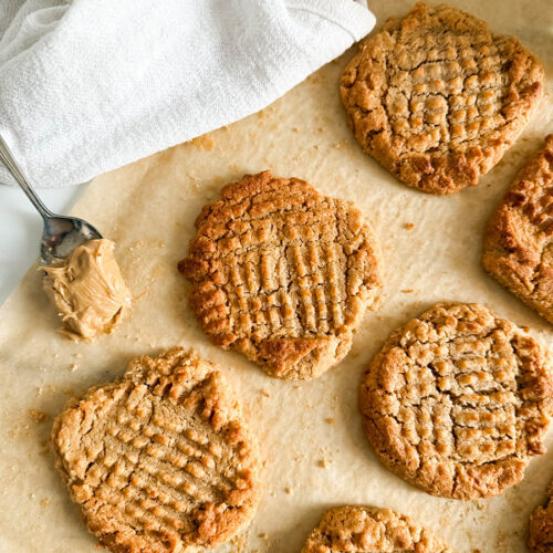 4 Ingredient Peanut Butter Cookies, Easy & Delicious Recipe 6 4 ingredient peanut butter cookies6